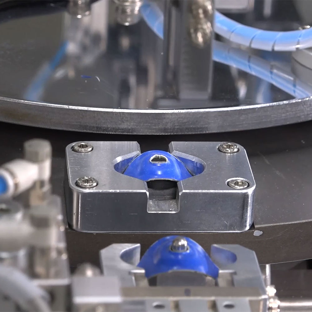 Vision-Guided Assembly Machine for Roofing Washer Nails Intelligent Assembly for Multi-Color Roofing Fasteners